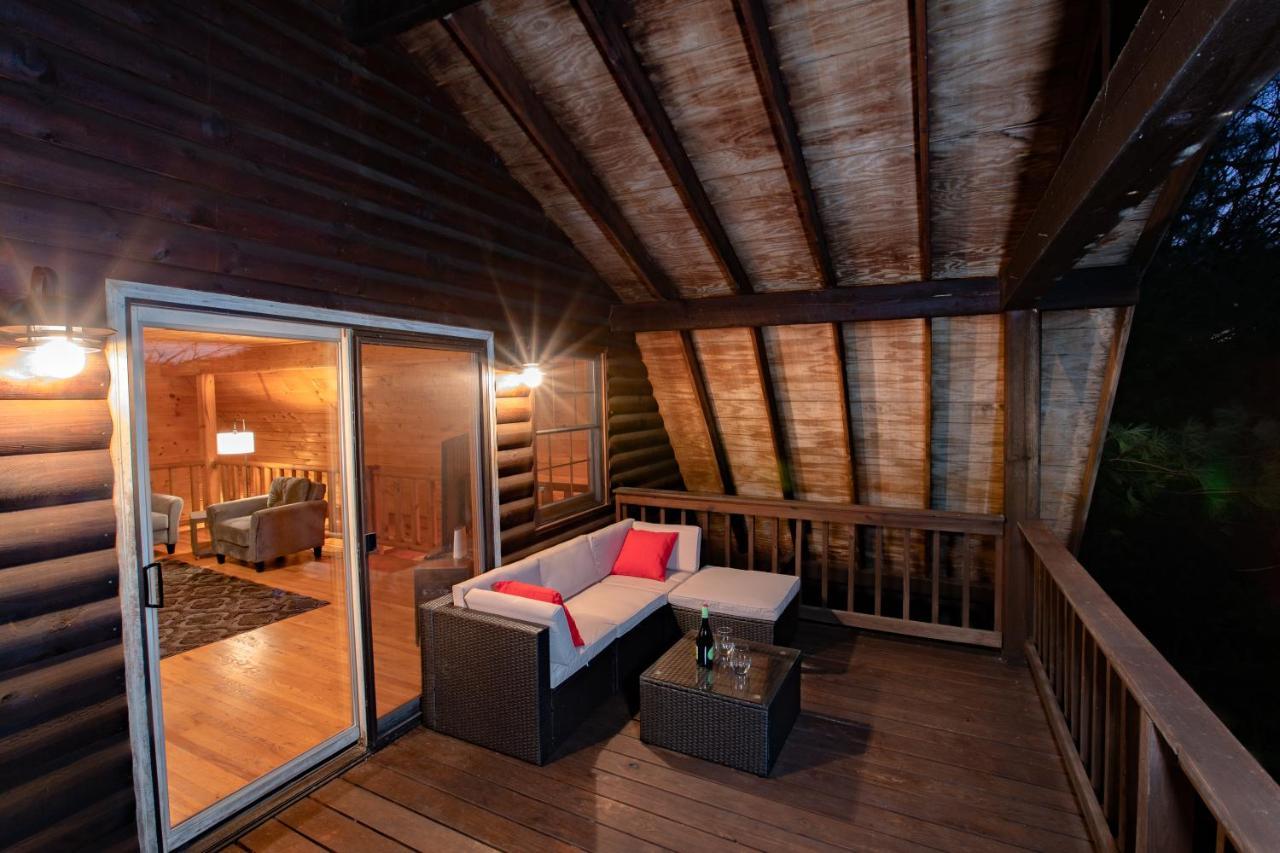 Treetops Cabin Easy To Asheville With Fast Wifi And Great View Swiss Εξωτερικό φωτογραφία