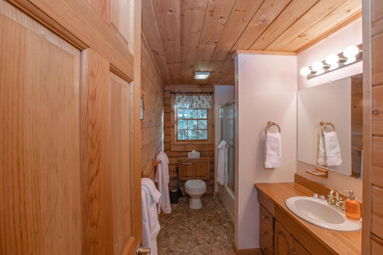 Treetops Cabin Easy To Asheville With Fast Wifi And Great View Swiss Εξωτερικό φωτογραφία