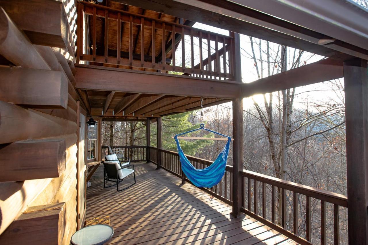 Treetops Cabin Easy To Asheville With Fast Wifi And Great View Swiss Εξωτερικό φωτογραφία
