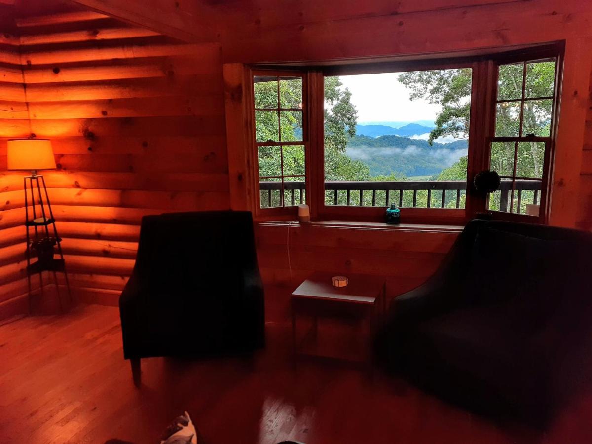 Treetops Cabin Easy To Asheville With Fast Wifi And Great View Swiss Εξωτερικό φωτογραφία